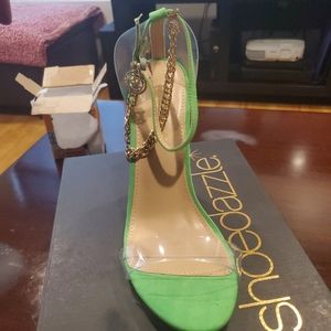 Shoedazzle heels